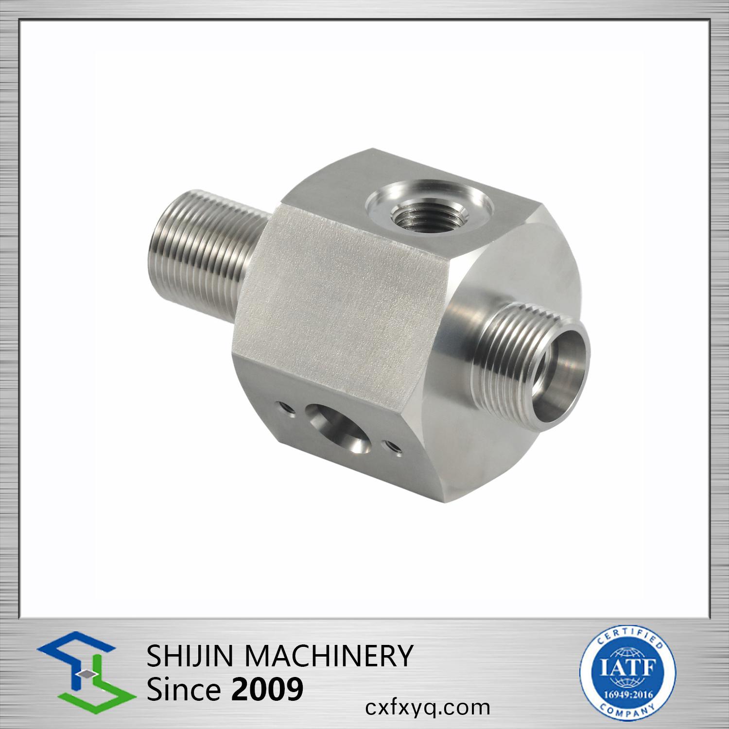 汽車行業-非(fei)標定製汽車(che)零件2，角度2